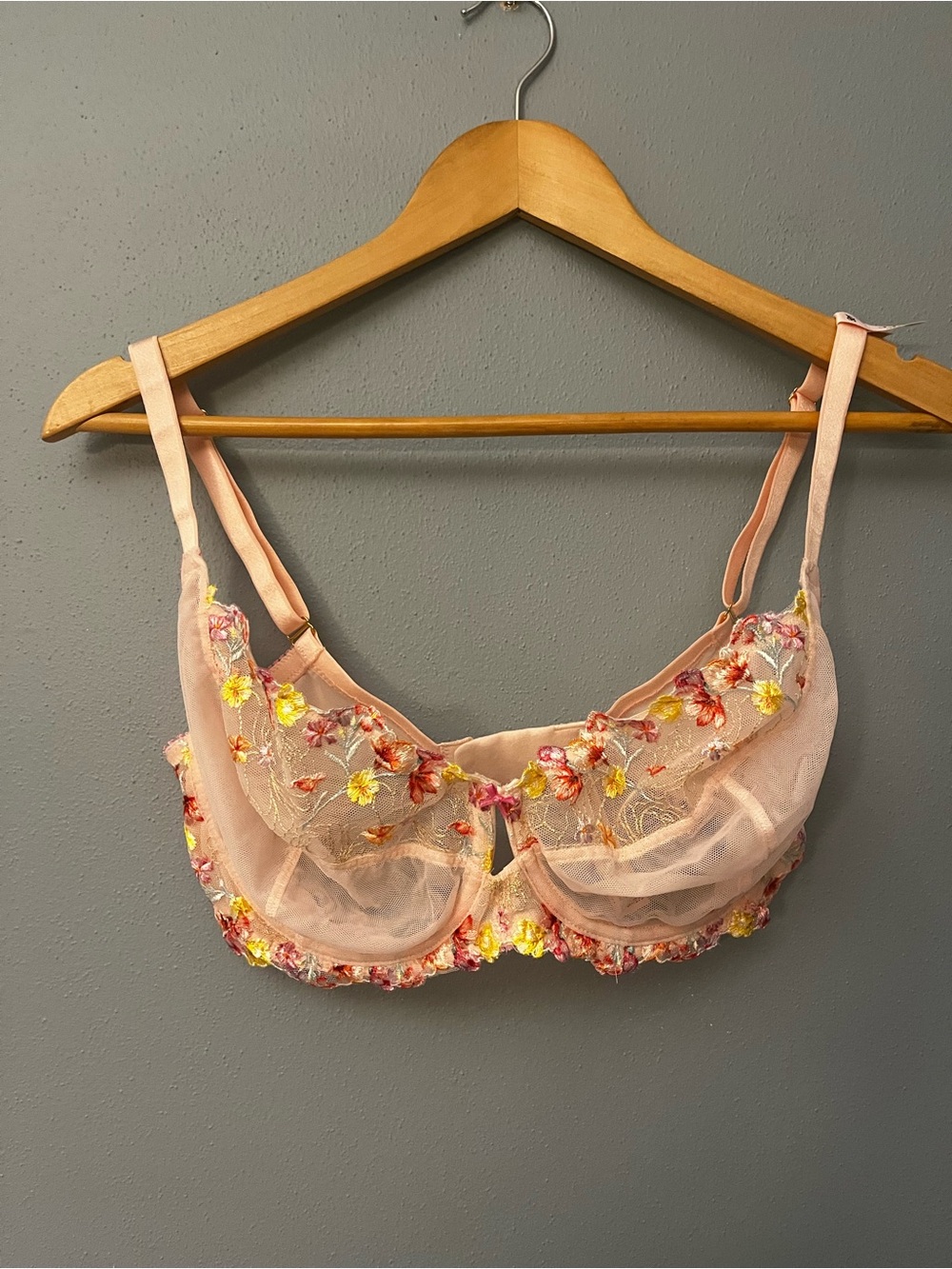 NWT Victoria's Secret Unlined Demi Bra